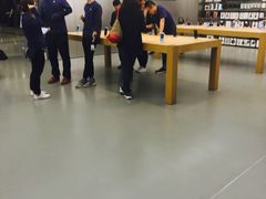 -Apple零售店(新街口店)