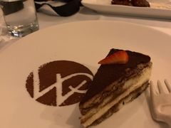 -WOLFGANG PUCK KITCHEN & BAR(迪士尼小镇店)