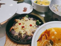 -雀蓝川菜(奥体广场店)