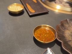 -铭牛烧肉·和牛海鲜自助(高新月牙湖店)