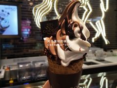 双色香草巧克力甜筒-歌帝梵(大运河购物中心店)