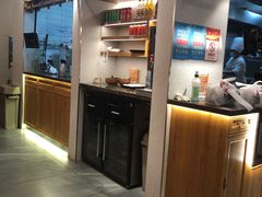 -阿香米线(凯德广场.1818店)