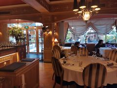 -火车头法国西餐厅