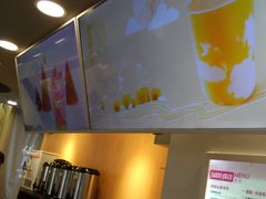 -百联临沂购物中心(临沂路店)