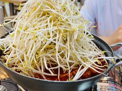 -吴草鸡爪오초닭발韩食堂(融恒盈嘉中心店)