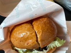 柠香蟹籽牛肉汉堡-JPG canteen(广州寺右公馆店)