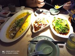-韵秋荷(宝山龙湖天街店)