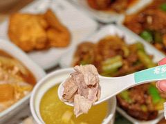 -老乡鸡(上海白玉兰广场店)