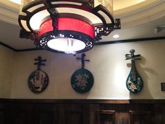 -东口码头·烧鸽子·鱼头泡饼·地方菜(金鹰悦城店)
