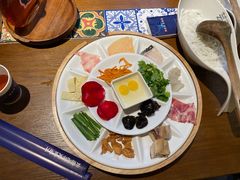 -芸南道·过桥米线(昆明老街旗舰店)