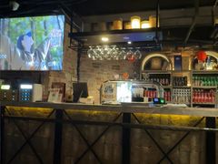 -麦凯伦烧烤·精酿超级工厂店(金桥总店)