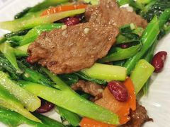 芥兰红腰豆炒牛肉-金翠河烧鹅粤式茶餐厅(龙湖三千集天街店)