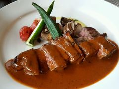 煎牛排配鹅肝-BONAZZA 意大利餐厅