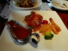 -绿茵阁牛扒餐厅(客村店)
