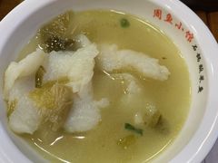 -周鱼小馆石锅酸菜鱼(活力汇店)