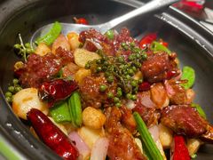 石锅椒麻牛肉-海味·悦外滩中餐厅(上海宝龙丽筠酒店)