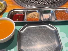 -唯成•韩国炭火烤肉 유성고기