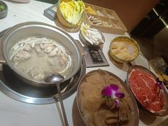 -喃喃椰·糟粕醋椰子鸡火锅(七堡花园店)