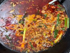 -黔老锅地摊火锅(盐务街店)
