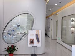 -皓齿连锁·雅贝健口腔·种植·矫正中心(虹口曲阳路店)