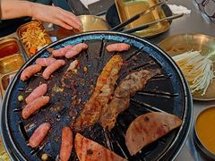 -胡悦里韩式烤肉(芝罘万达广场店)