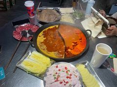 -鹿鸣山草本茶香火锅(园西路店)