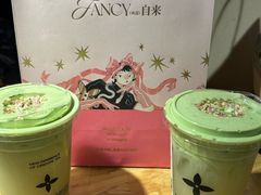 -上海来福士广场