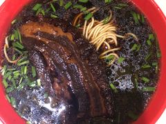 -小龙大肉面馆