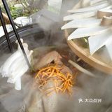 吸氧式干饭！古风庭院慢炖铁脚麻鸡香疯了