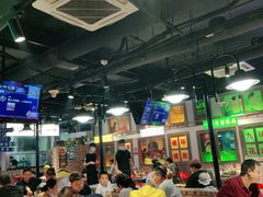 大堂-马路牙子烧烤音乐酒馆(望京店)