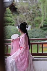 -汉仪华裳汉服馆(打浦桥店)