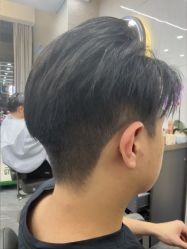 -七分屋LA·烫发·染发·剪发