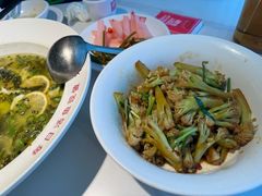 -新辣宴·湖南家常菜·商务聚餐(中粮创芯店)
