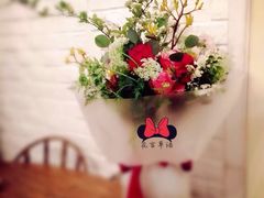 -花言草语鲜花店(灵山路店)