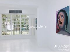 -胶囊画廊