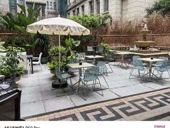 -潮一不贰·法式甜品·生日蛋糕·西式简餐(外滩店)