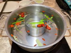 -丽江龙继斑鱼庄(罗宾森购物广场店)