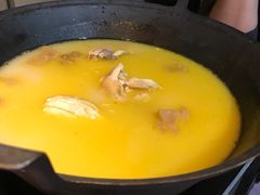 -鲜入围煮花胶鸡海鲜火锅