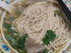-金杨拉面王小吃面馆·牛三宝面·红烧牛肉粉