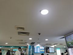 -同仁验光配镜(中心店)