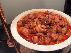 -牛YO寿喜烧·铁板烧和牛火锅自助(市府恒隆店)