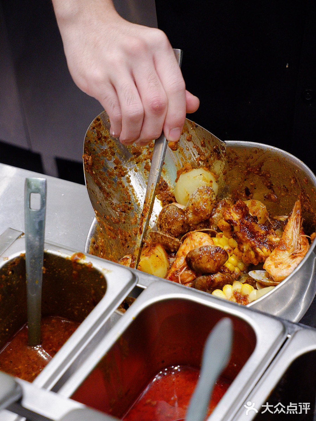 桃宝探店｜吃海鲜，只要一杯奶茶钱💰