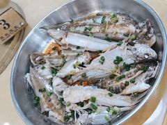 蒸杂鱼-辉记虾塘海鲜农庄