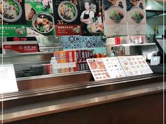 -刀小蛮半只鸡过桥米线(家乐福四元桥店)