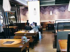 -呷哺呷哺(融创茂店)