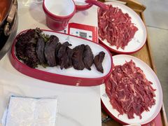 -毛辣果·贵州红酸汤牛肉火锅(西单店)