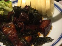 龙井脆皮茶香肉-老头儿油爆虾·知味杭州(爱琴海购物中心)