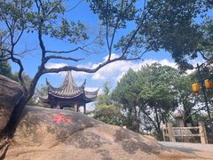 -灵岩山风景区
