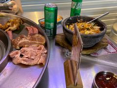 -哈哈碳都·牛肋条无限自助烤肉(台江万达店)