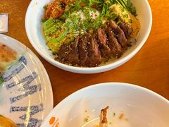 安格斯牛肉泡菜能量碗-COMMUNE幻师(花园道店)